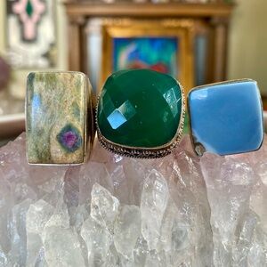 Elegant Green and Blue Stone Ring Set